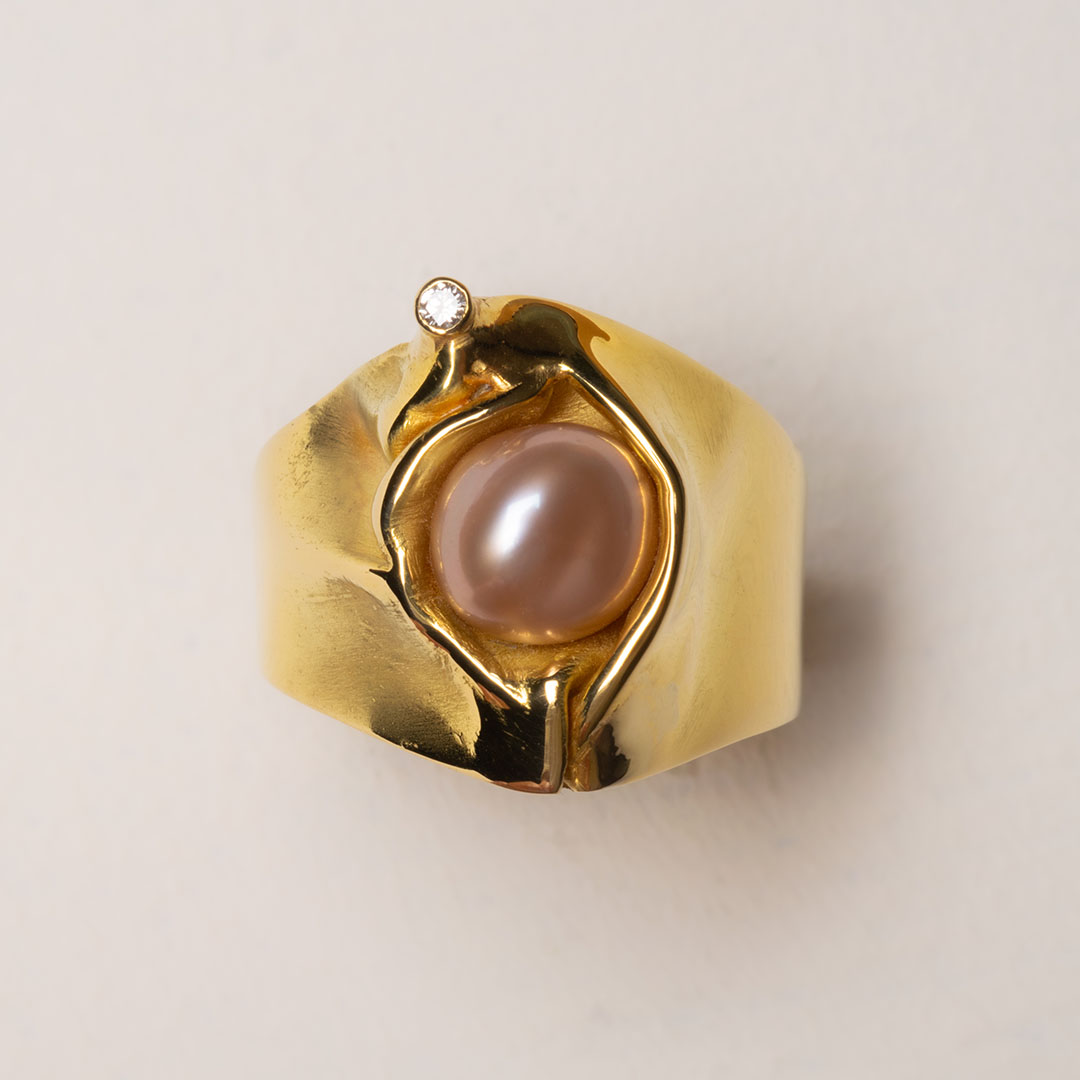 Foto van de 'The Stain' ring