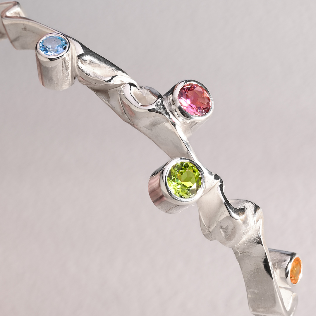 Foto van de Colour Your Life armband