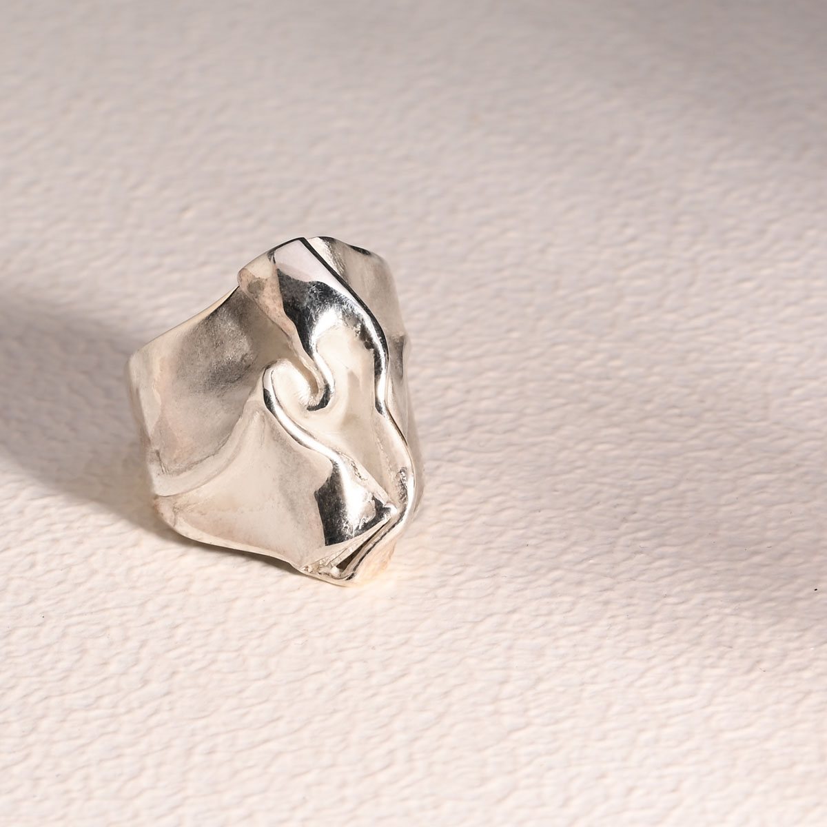Foto van de 'The Heart' ring