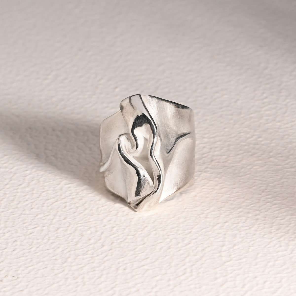 Foto van de 'The Heart' ring